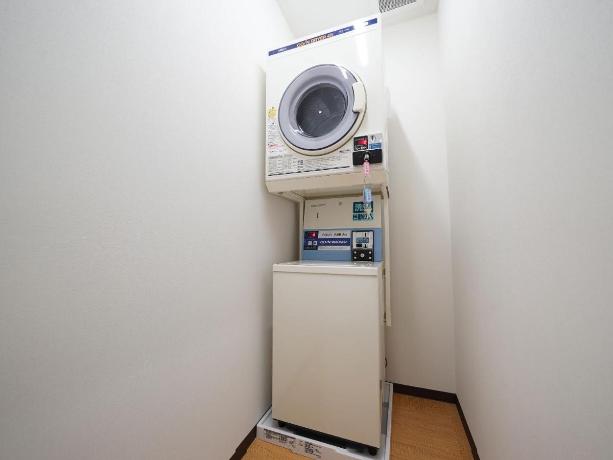 Wellcabin Tenjin - Male Only Fukuoka  Exterior foto